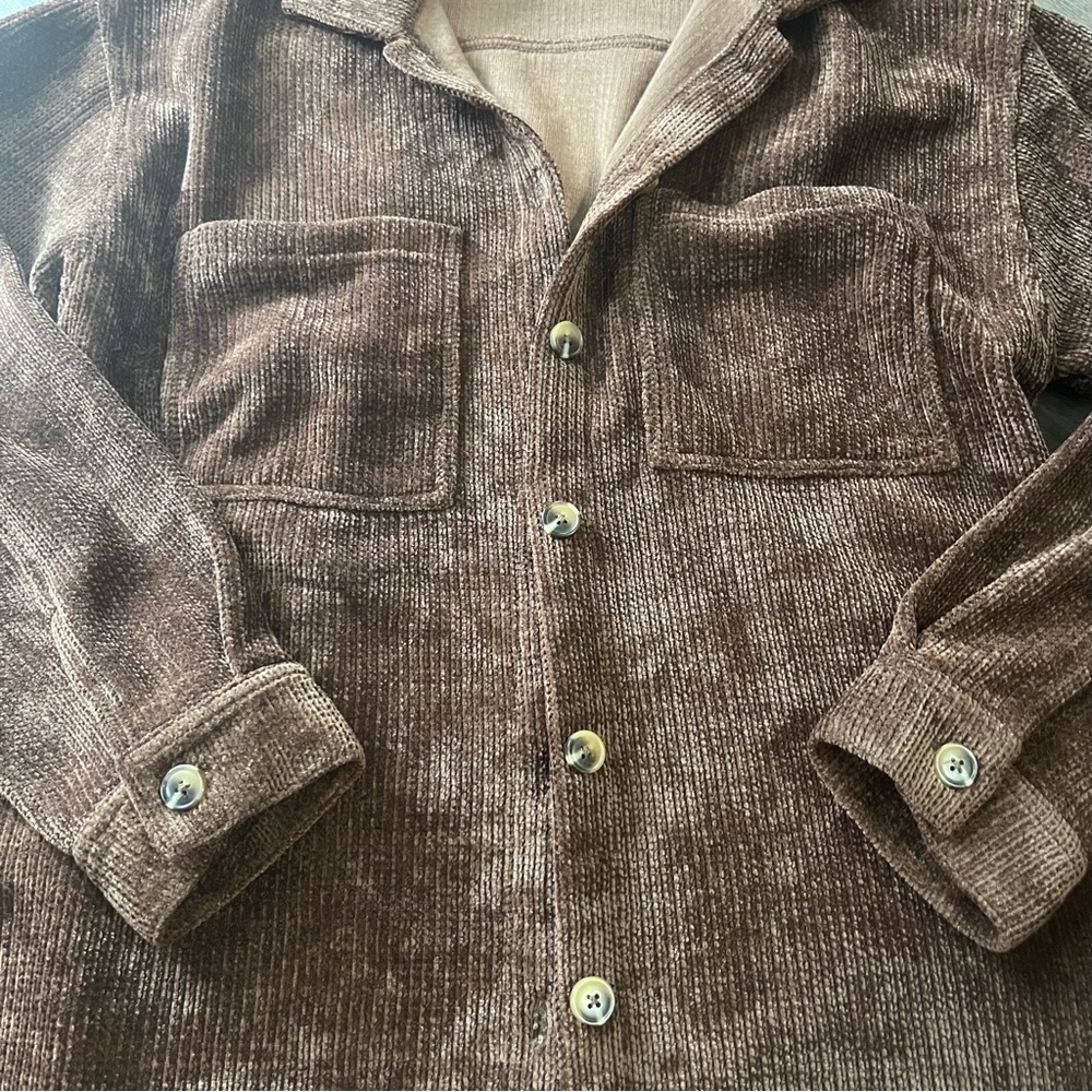 Thread & Supply Button Up - Picture 3 of 6